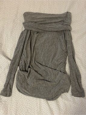 OAK + FORT Gray Off-Shoulder Long Sleeve Top